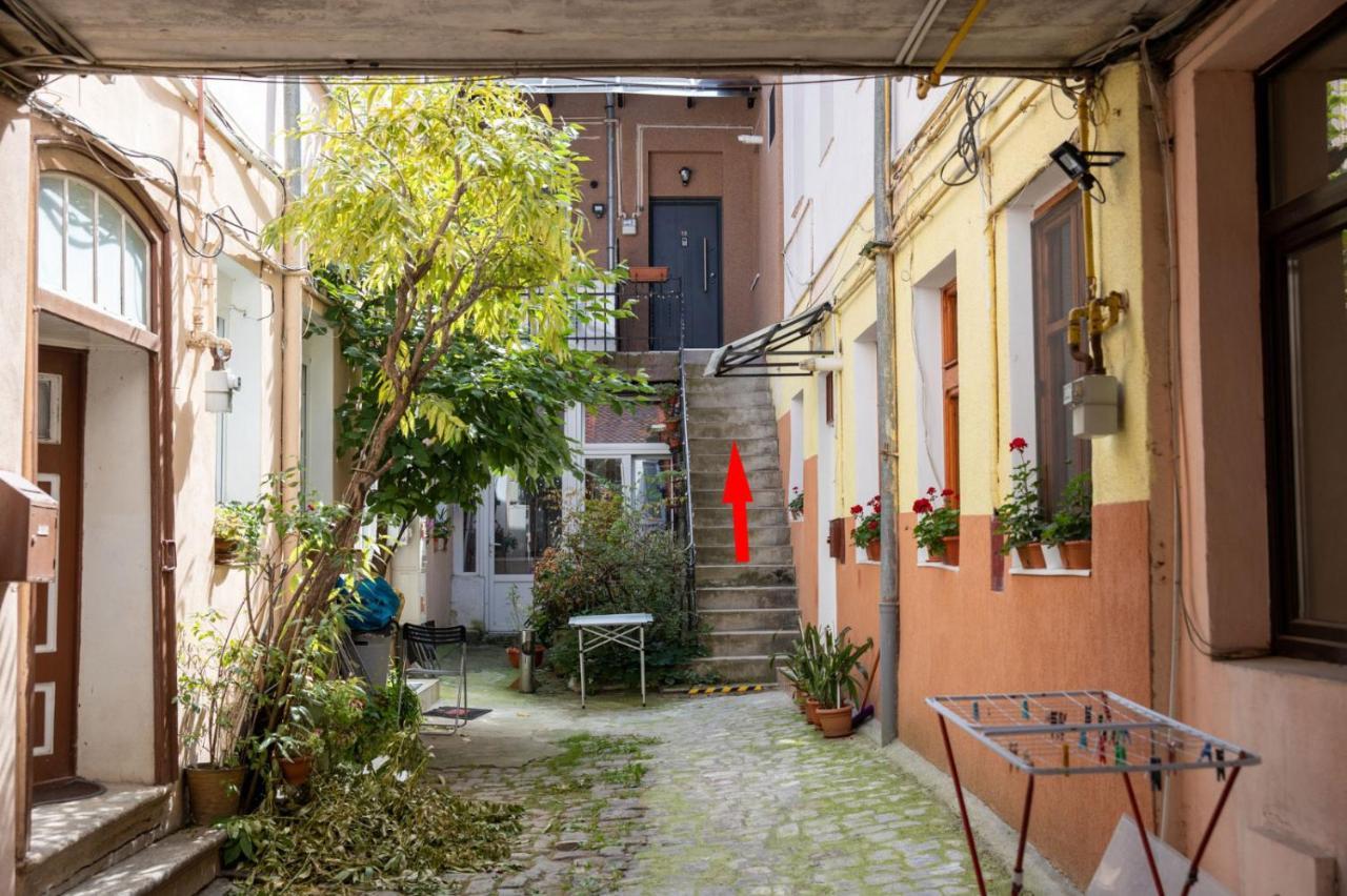 The Bear'S Den In Old City Centre Μπρασόβ Εξωτερικό φωτογραφία